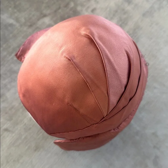 Antique 1912-20 Satin Silk Asymmetric Hat Sz S as is. Great for costume party - Picture 8 of 12